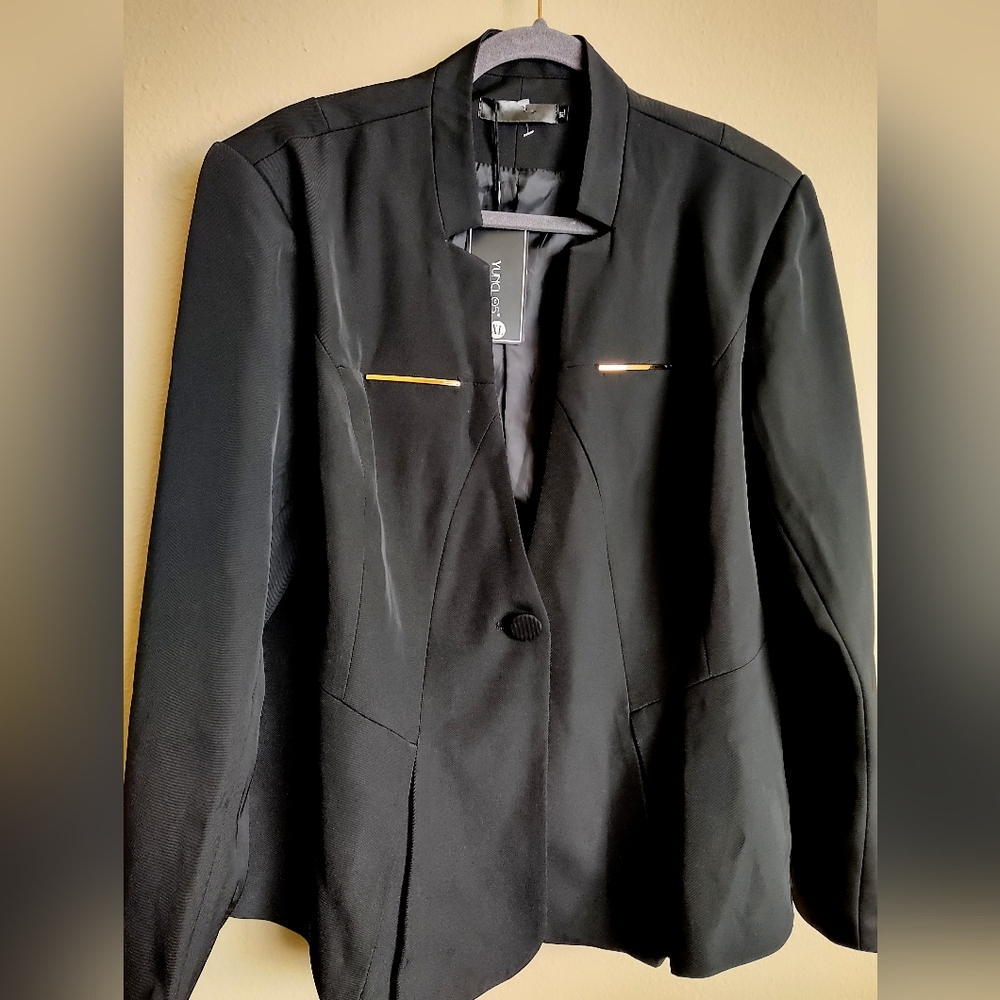 NWT Yunclos Black Women's Blazer Size XL